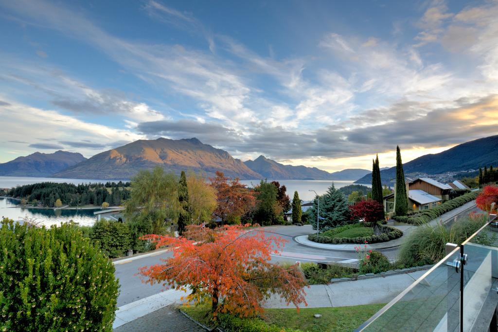 Вилла Breath-Taking Views Panorama Terrace Квинстаун Номер фото